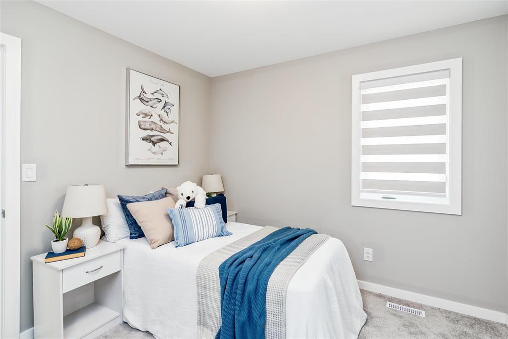 Photo 35 of 275 Robert Bockstael Drive, Winnipeg MB