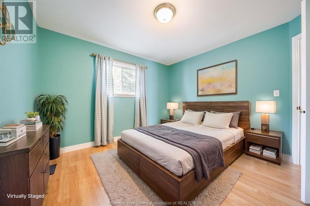 Photo 11 of 750 Cabana Road East, Windsor ON