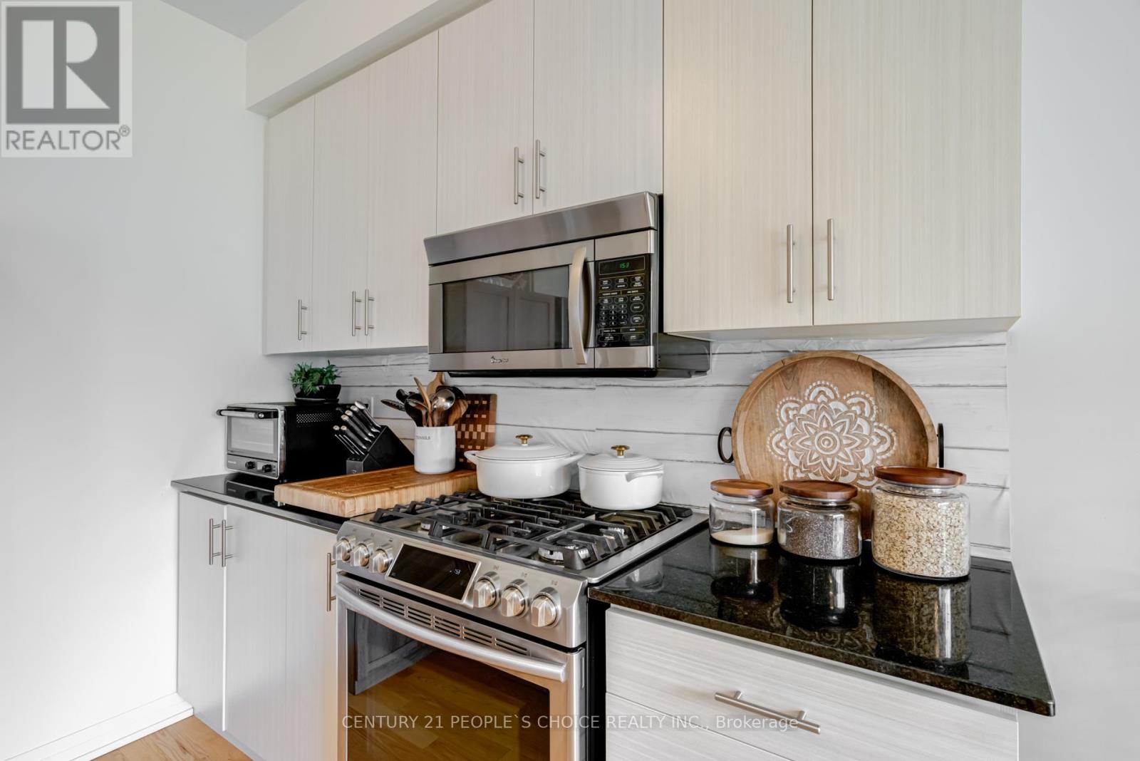 Photo 21 of 169 East Shore Drive, Clarington ON