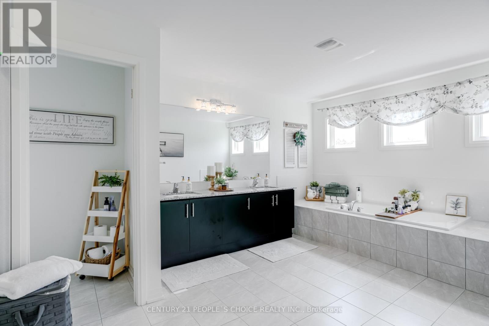 Photo 3 of 169 East Shore Drive, Clarington ON
