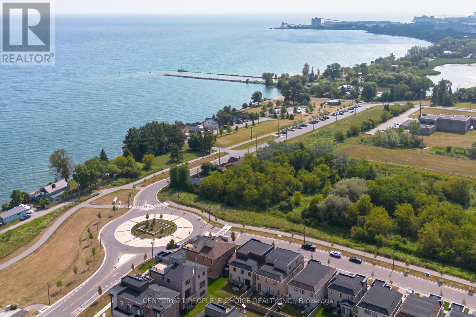 Photo 29 of 169 East Shore Drive, Clarington ON