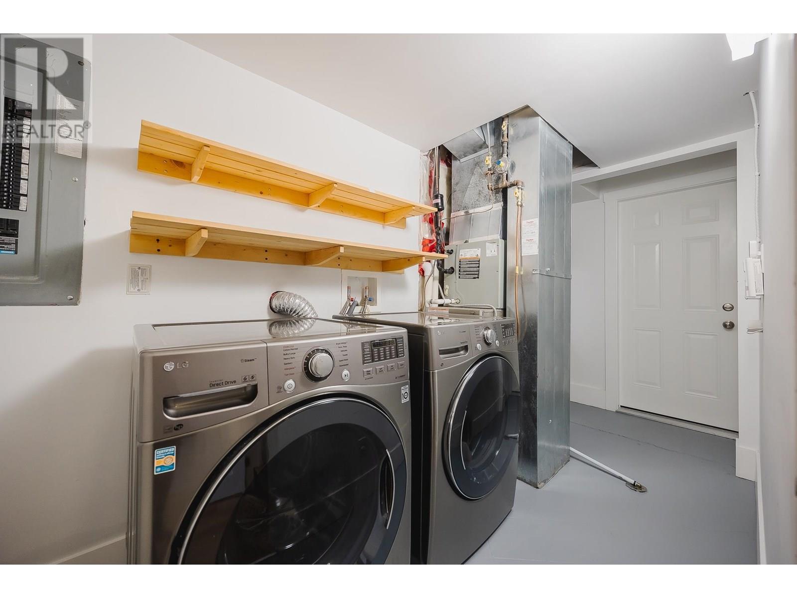 Photo 22 of 820 Edinburgh Street, New Westminster BC