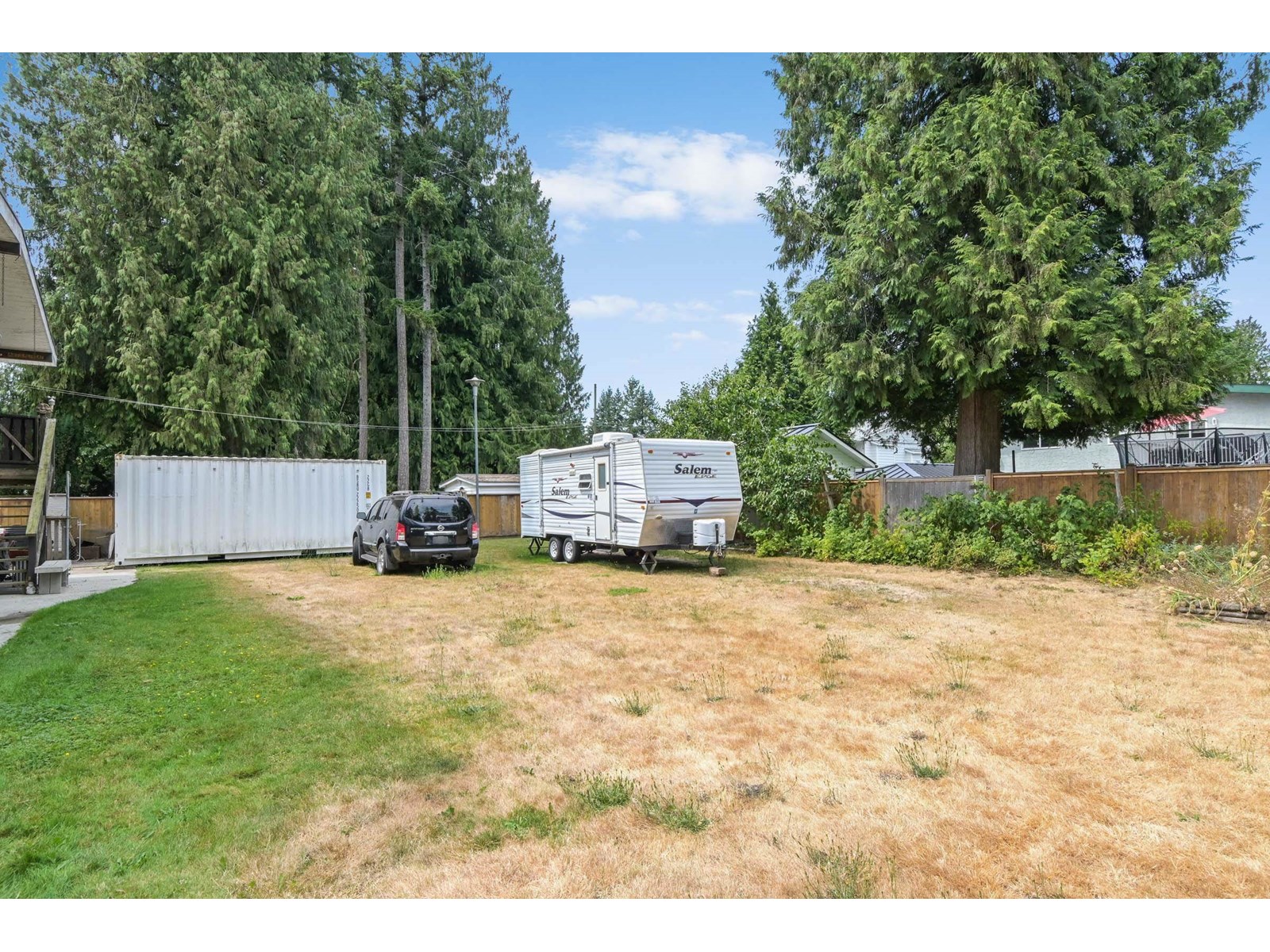 Photo 4 of 20593 42 Avenue, Langley BC
