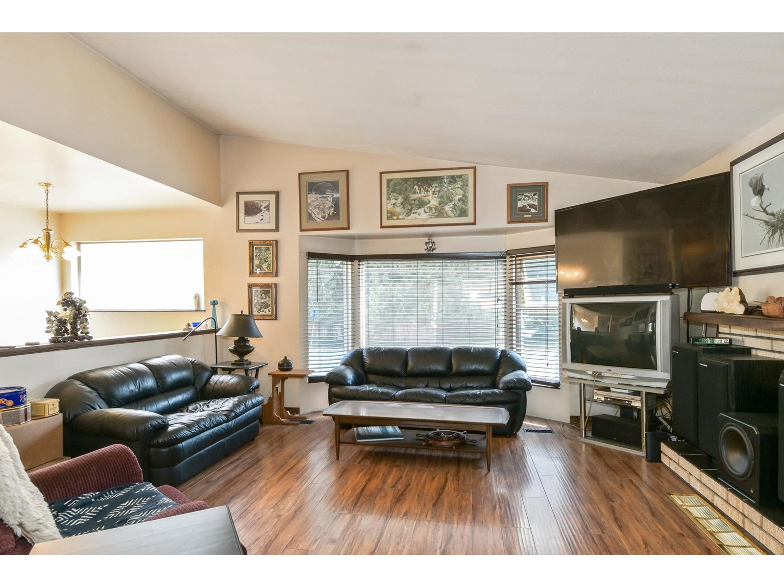 Photo 13 of 20593 42 Avenue, Langley BC