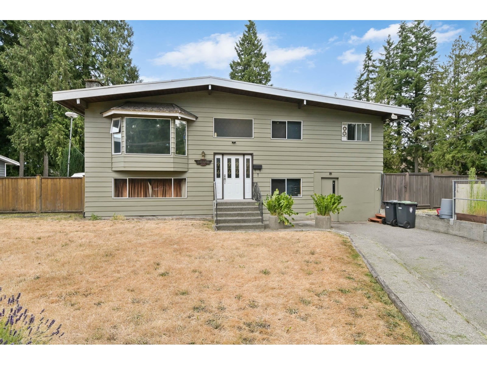 Photo 6 of 20593 42 Avenue, Langley BC
