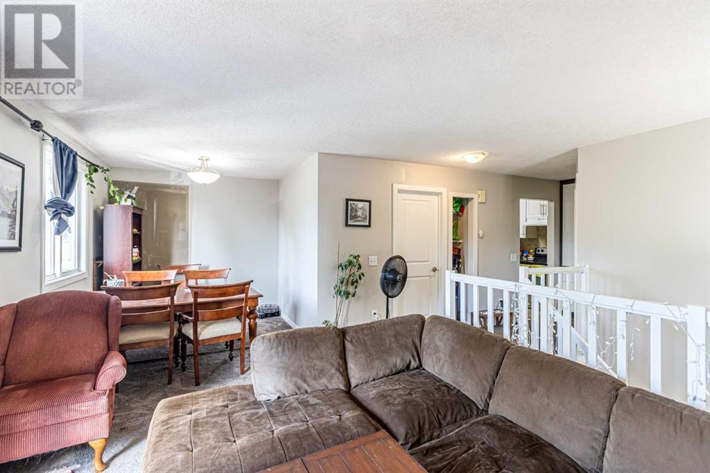 Photo 9 of 5 4547 7 Avenue Se, Calgary AB