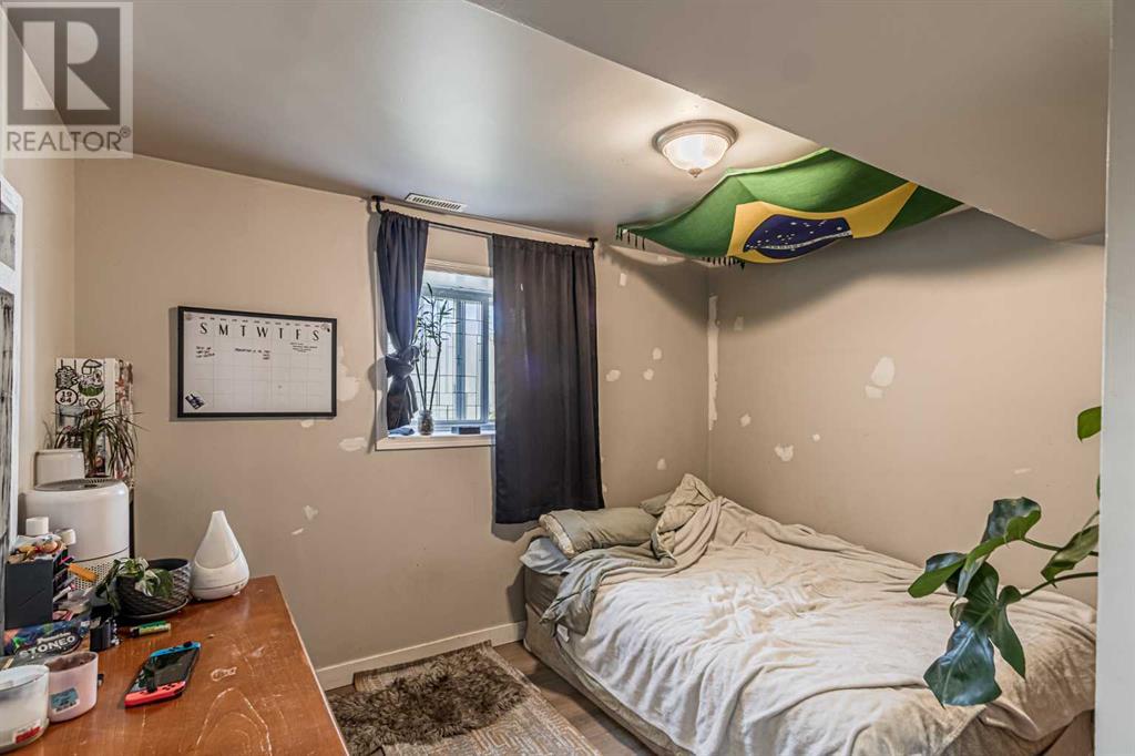 Photo 13 of 5 4547 7 Avenue Se, Calgary AB