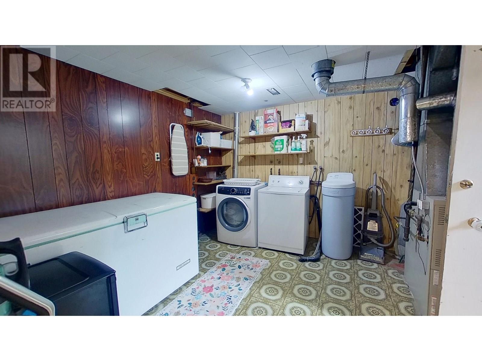 Photo 21 of 9523 113 Avenue, Fort St John BC