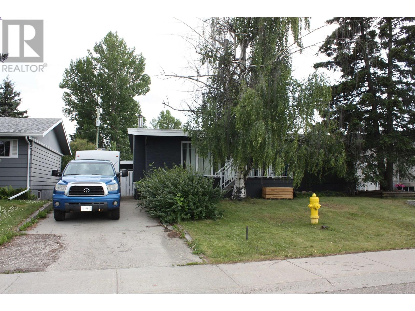Photo 38 of 9523 113 Avenue, Fort St John BC