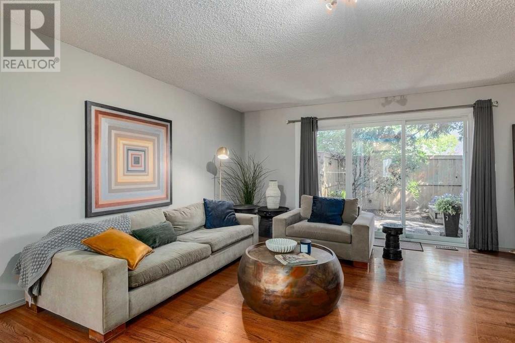 Single Family House for Sale in   Glenmore Trail SW Kelvin Grove Calgary 