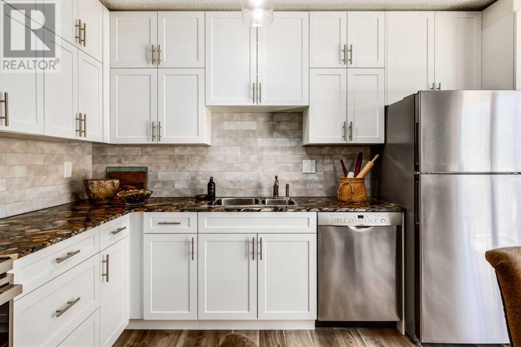 Single Family House for Sale in   Glenmore Trail SW Kelvin Grove Calgary 