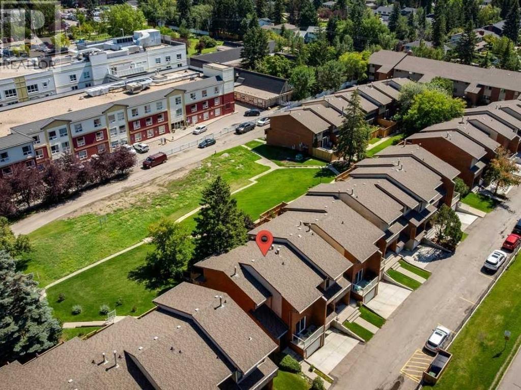 Single Family House for Sale in   Glenmore Trail SW Kelvin Grove Calgary 