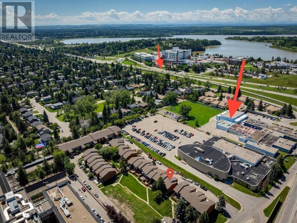 Single Family House for Sale in   Glenmore Trail SW Kelvin Grove Calgary 
