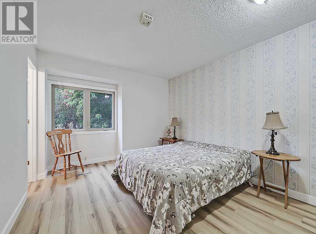 Single Family House Bungalow for Sale in  Lynnover Place SE Ogden Calgary 