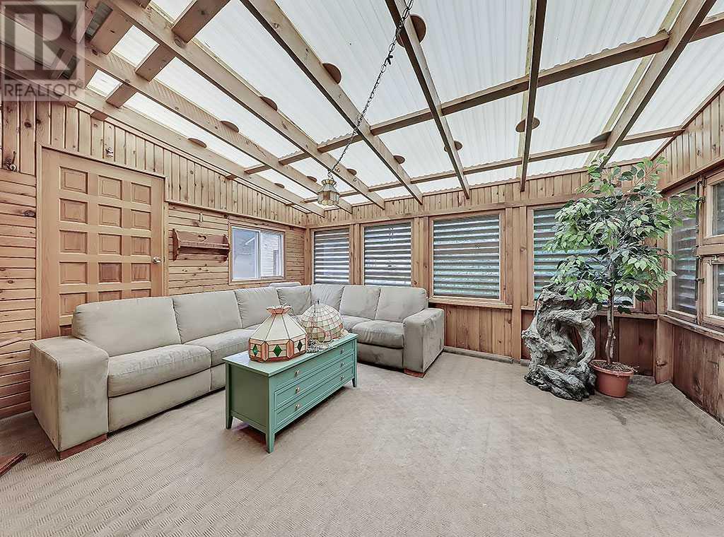 Single Family House Bungalow for Sale in  Lynnover Place SE Ogden Calgary 