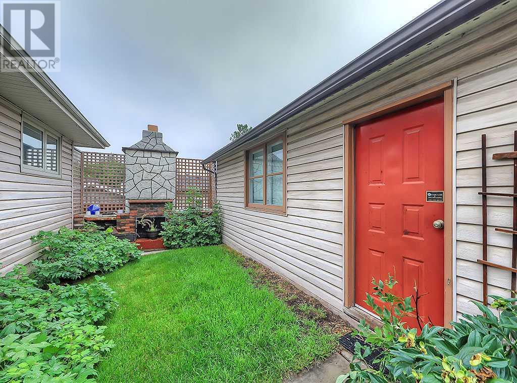 Single Family House Bungalow for Sale in  Lynnover Place SE Ogden Calgary 