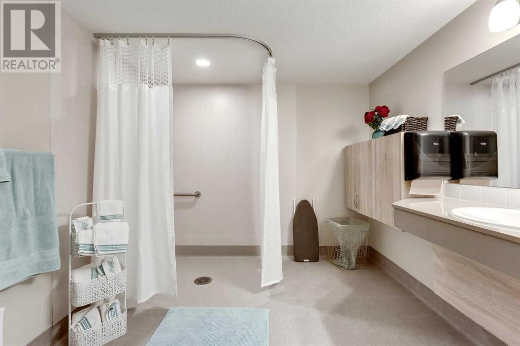 Single Family House for Sale in   Eversyde Avenue SW Evergreen Calgary 