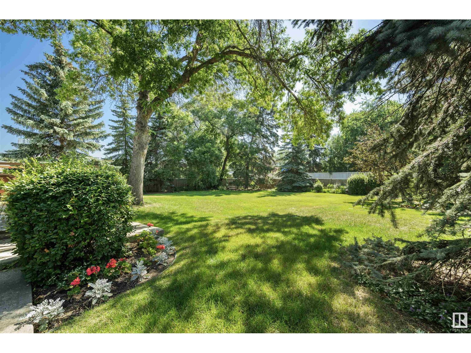 Photo 30 of 12411 47 Av Nw, Edmonton AB