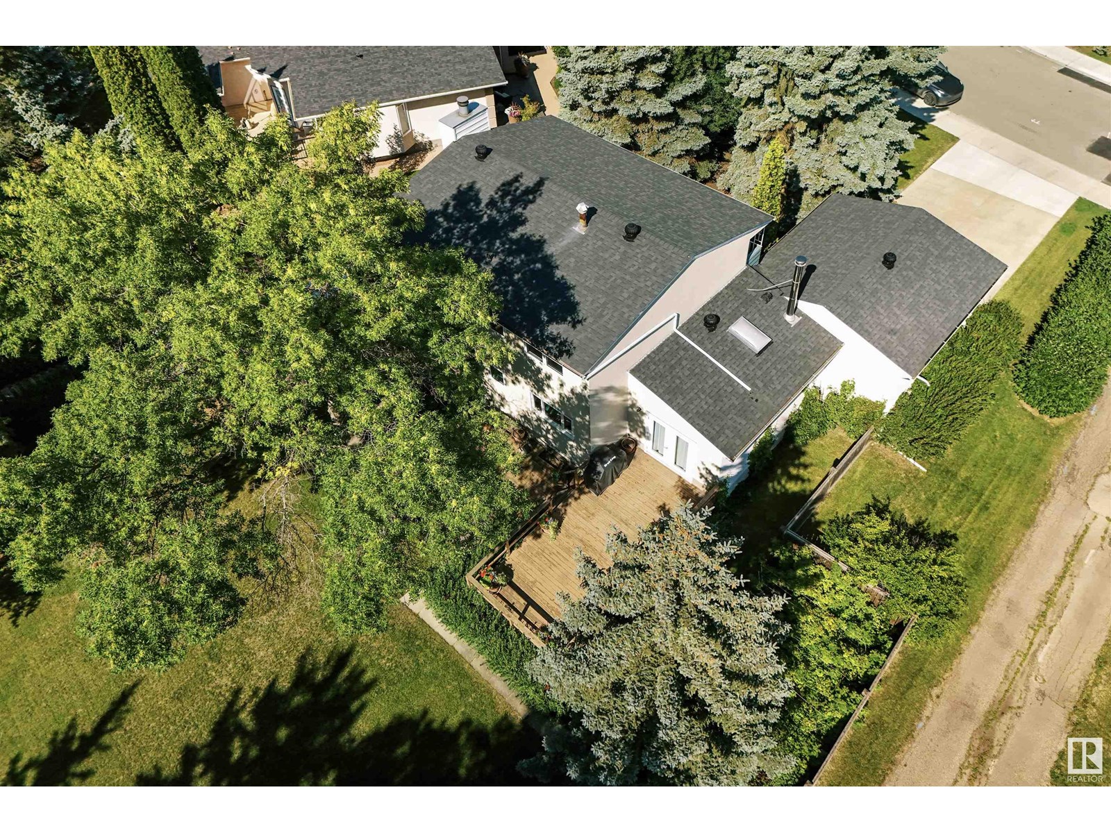 Photo 46 of 12411 47 Av Nw, Edmonton AB
