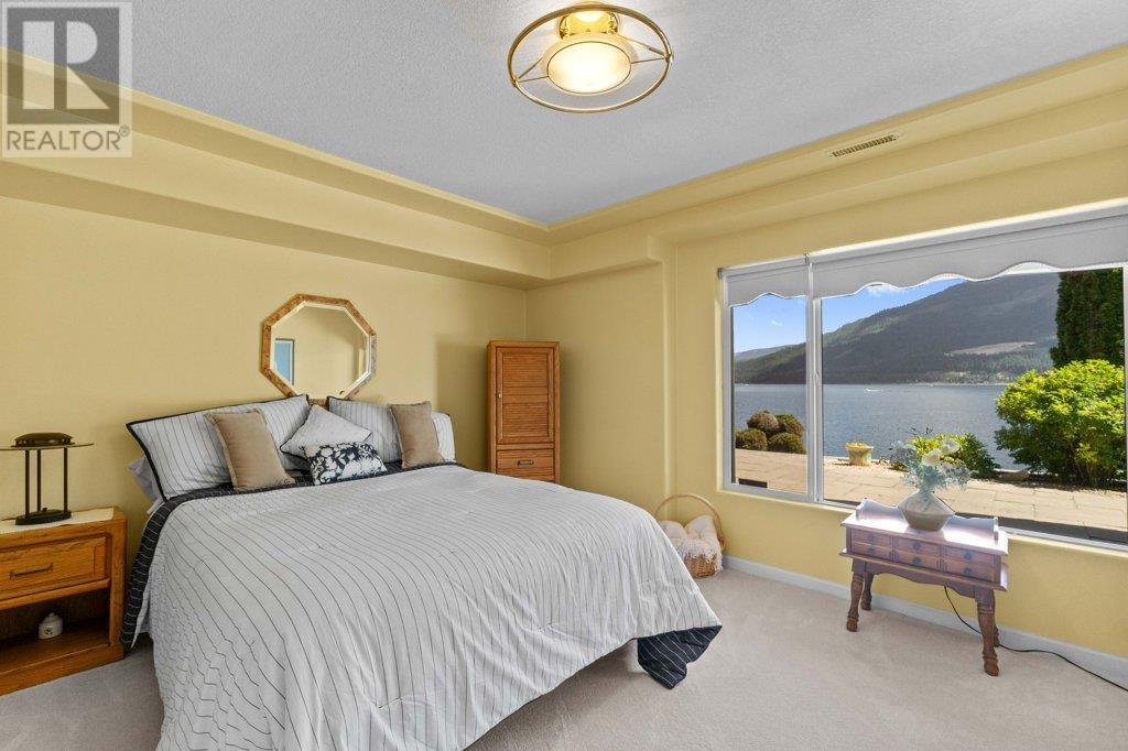 Photo 26 of 4842 Sunnybrae Canoe Point Road, Tappen BC
