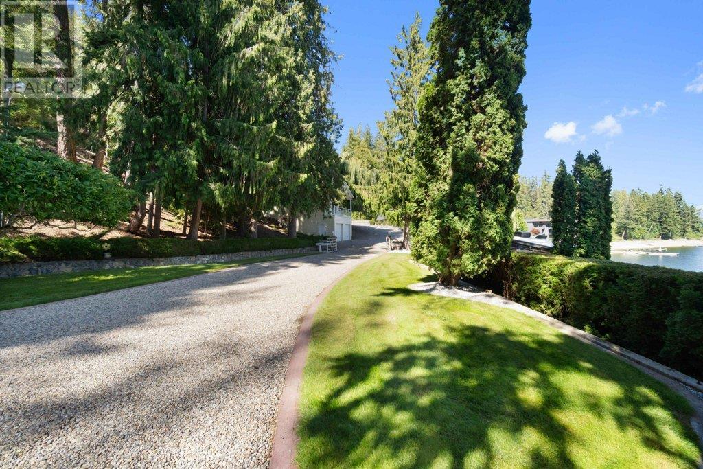 Photo 32 of 4842 Sunnybrae Canoe Point Road, Tappen BC