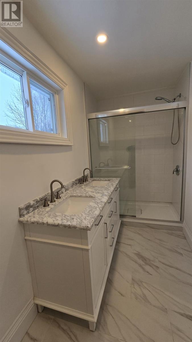 Photo 29 of 44 Pinder Dr, Prince Township ON