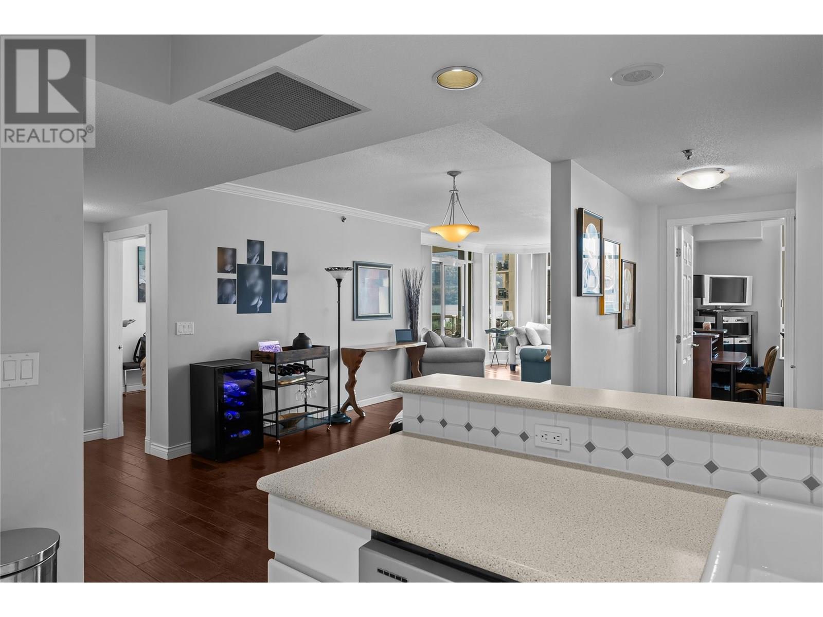 Photo 5 of 1152 Sunset Drive Unit 706, Kelowna BC