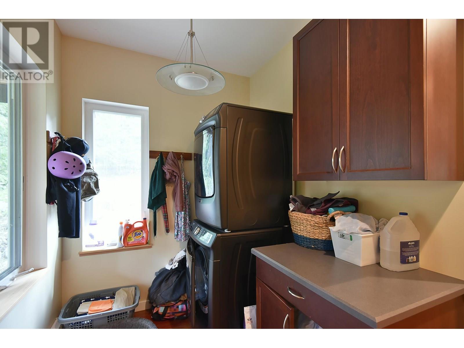 5062 PARKVIEW ROAD, Pender Harbour