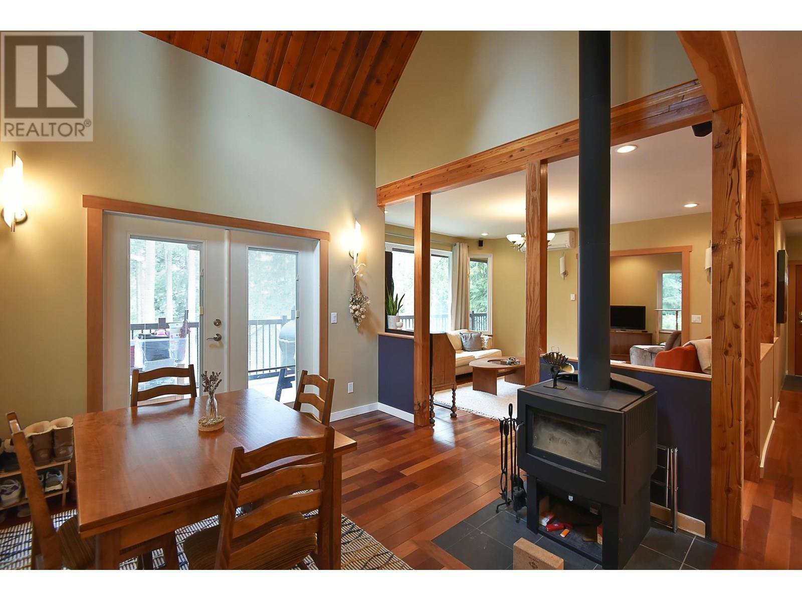 5062 PARKVIEW ROAD, Pender Harbour