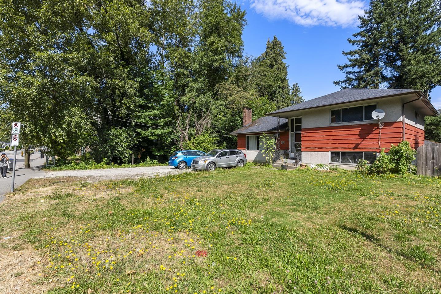 Photo 4 of 13321 108 Avenue, Surrey BC
