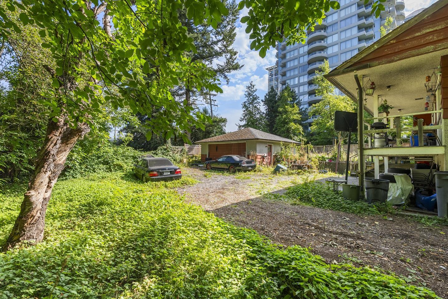 Photo 7 of 13321 108 Avenue, Surrey BC