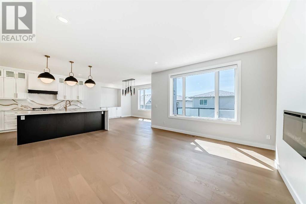 Single Family House for Sale in  Spring Creek Circle SW Springbank Hill Calgary 