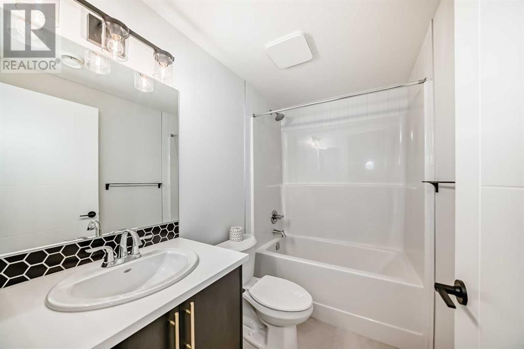 Single Family House for Sale in  Spring Creek Circle SW Springbank Hill Calgary 