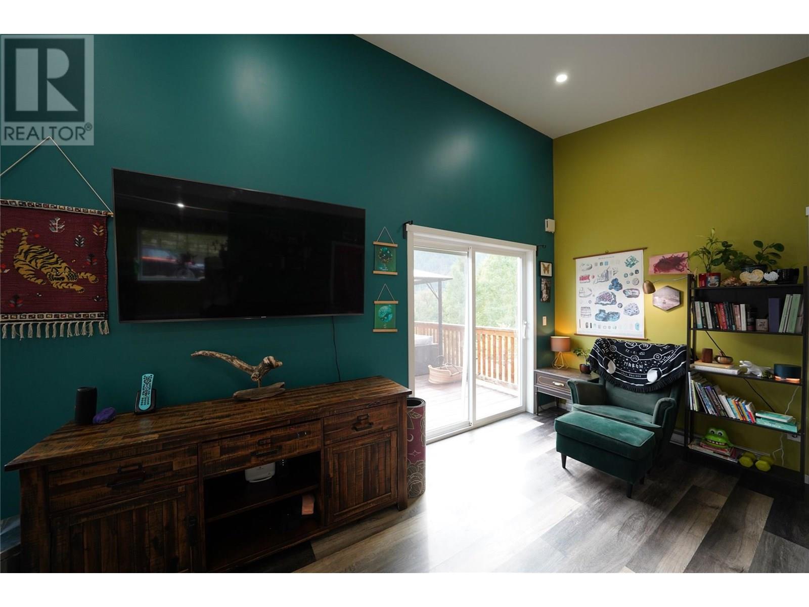 Photo 20 of 3364 Koch Siding Road, Slocan Park BC