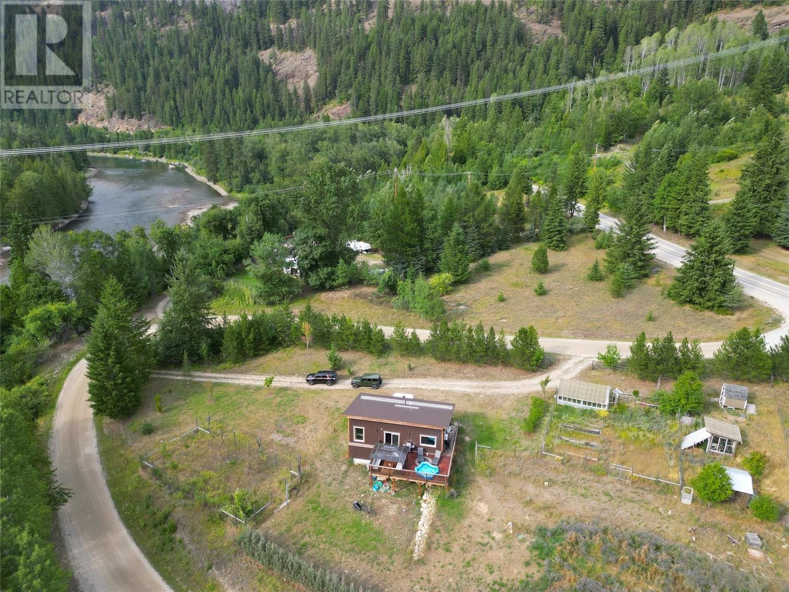 Photo 15 of 3364 Koch Siding Road, Slocan Park BC