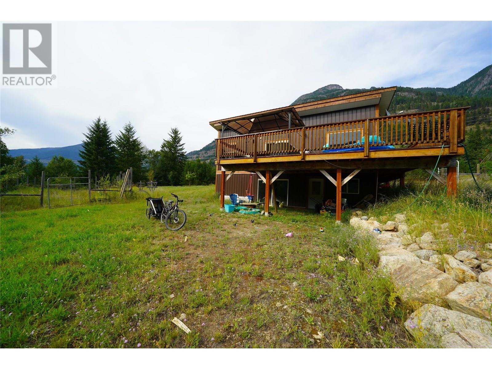 Photo 25 of 3364 Koch Siding Road, Slocan Park BC