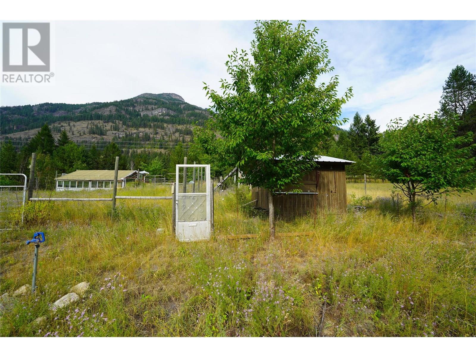 Photo 9 of 3364 Koch Siding Road, Slocan Park BC