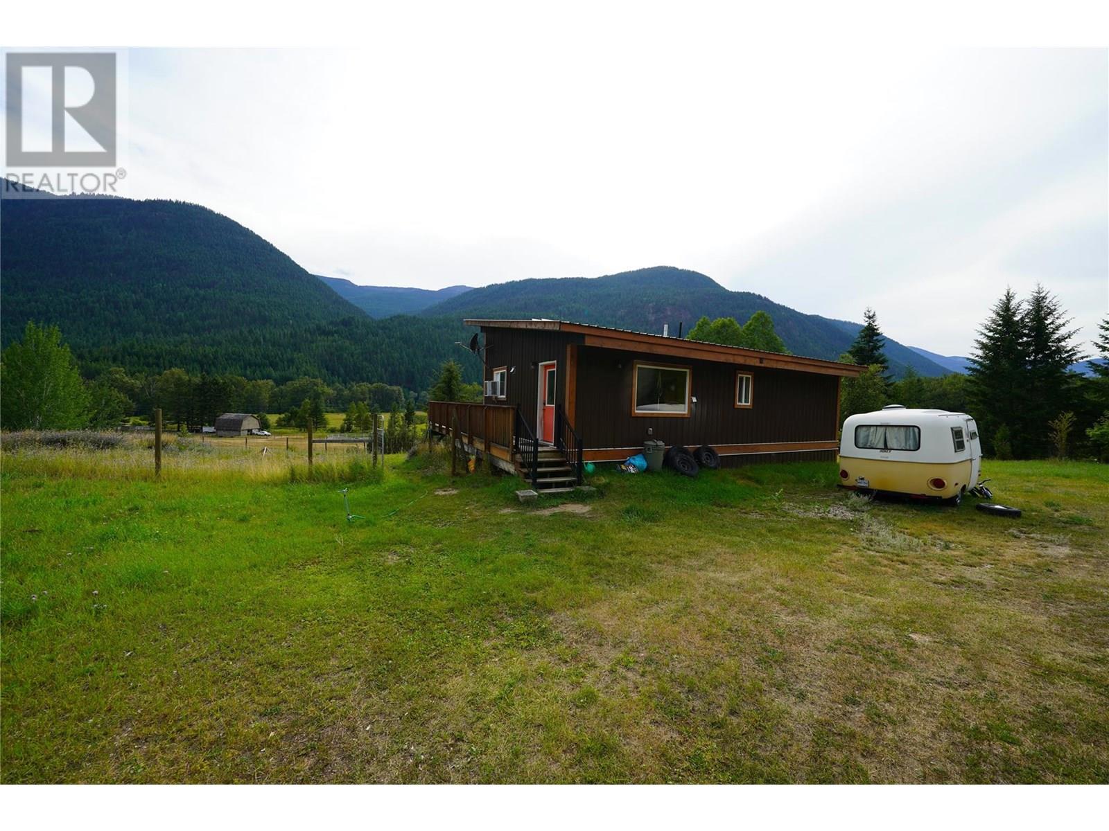 Photo 6 of 3364 Koch Siding Road, Slocan Park BC