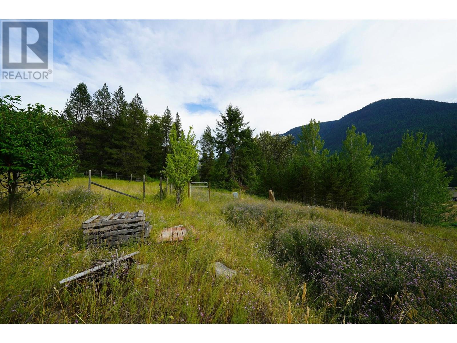 Photo 54 of 3364 Koch Siding Road, Slocan Park BC
