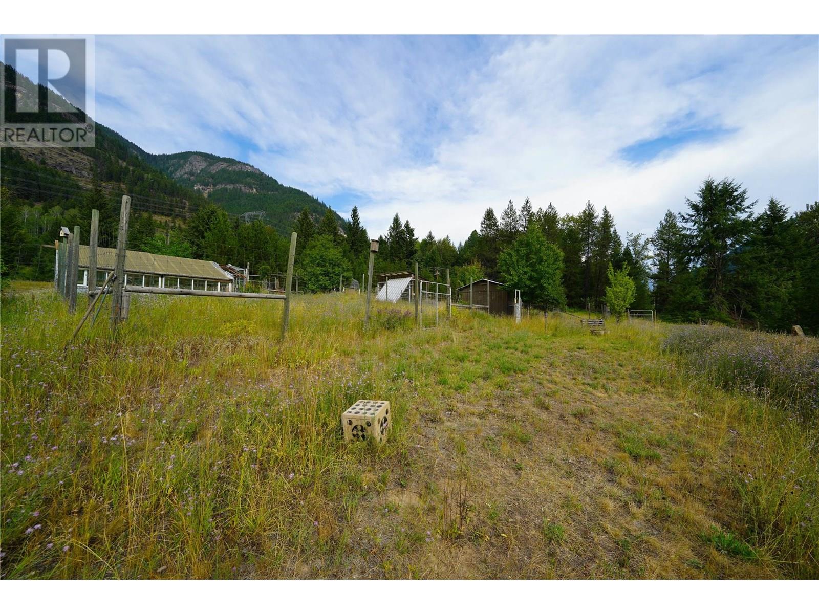 Photo 7 of 3364 Koch Siding Road, Slocan Park BC