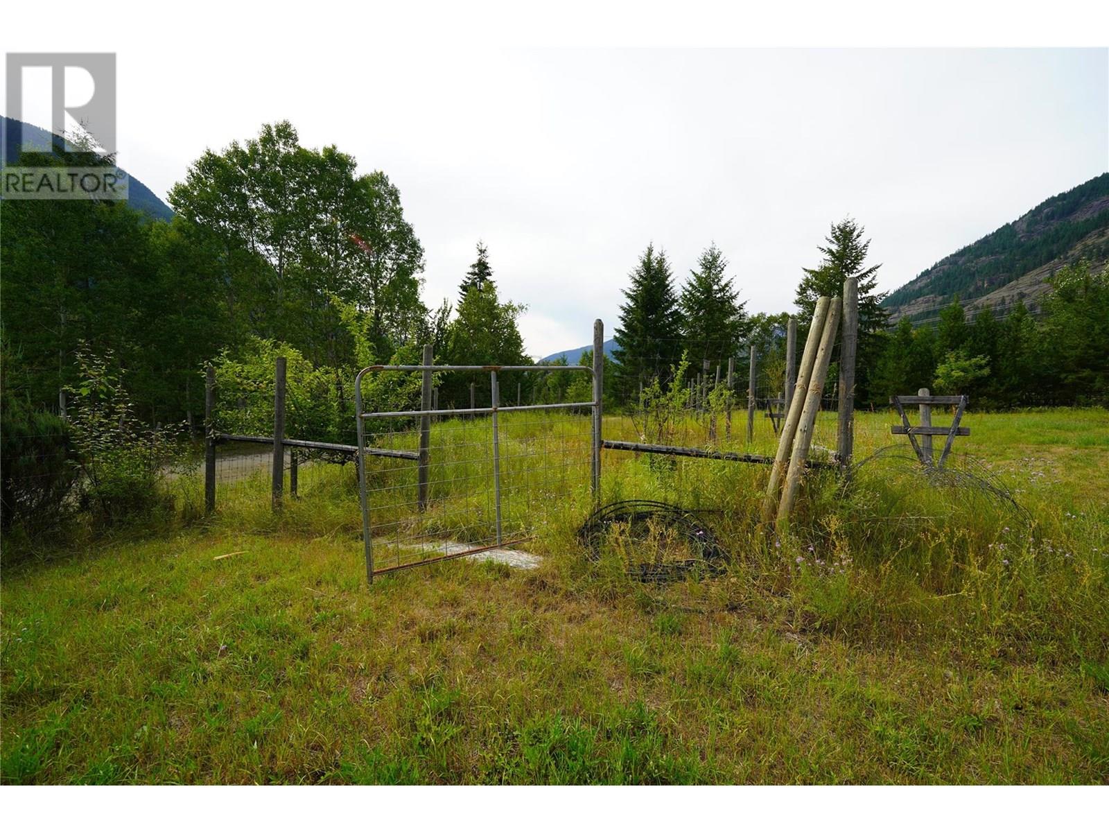 Photo 27 of 3364 Koch Siding Road, Slocan Park BC