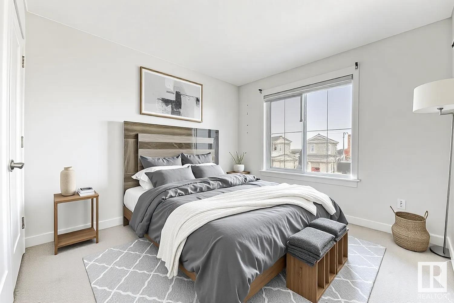 Photo 20 of 17024 45 St Nw, Edmonton AB