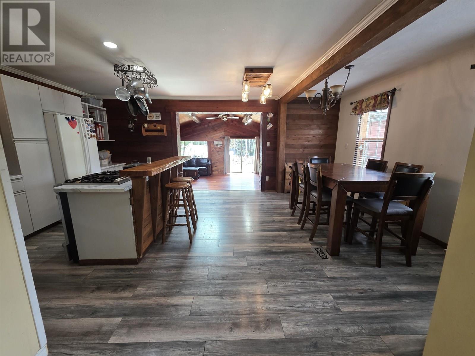 3703 KRUMM AVENUE, Terrace