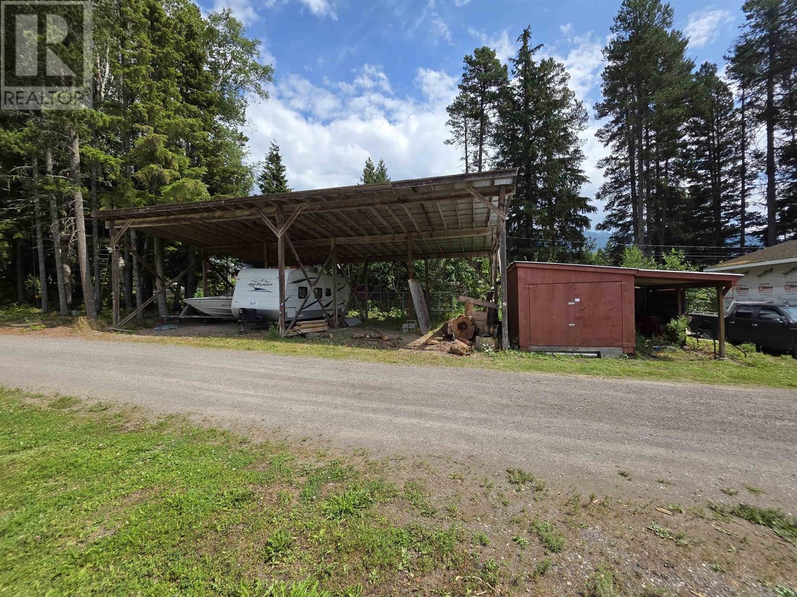 3703 KRUMM AVENUE, Terrace