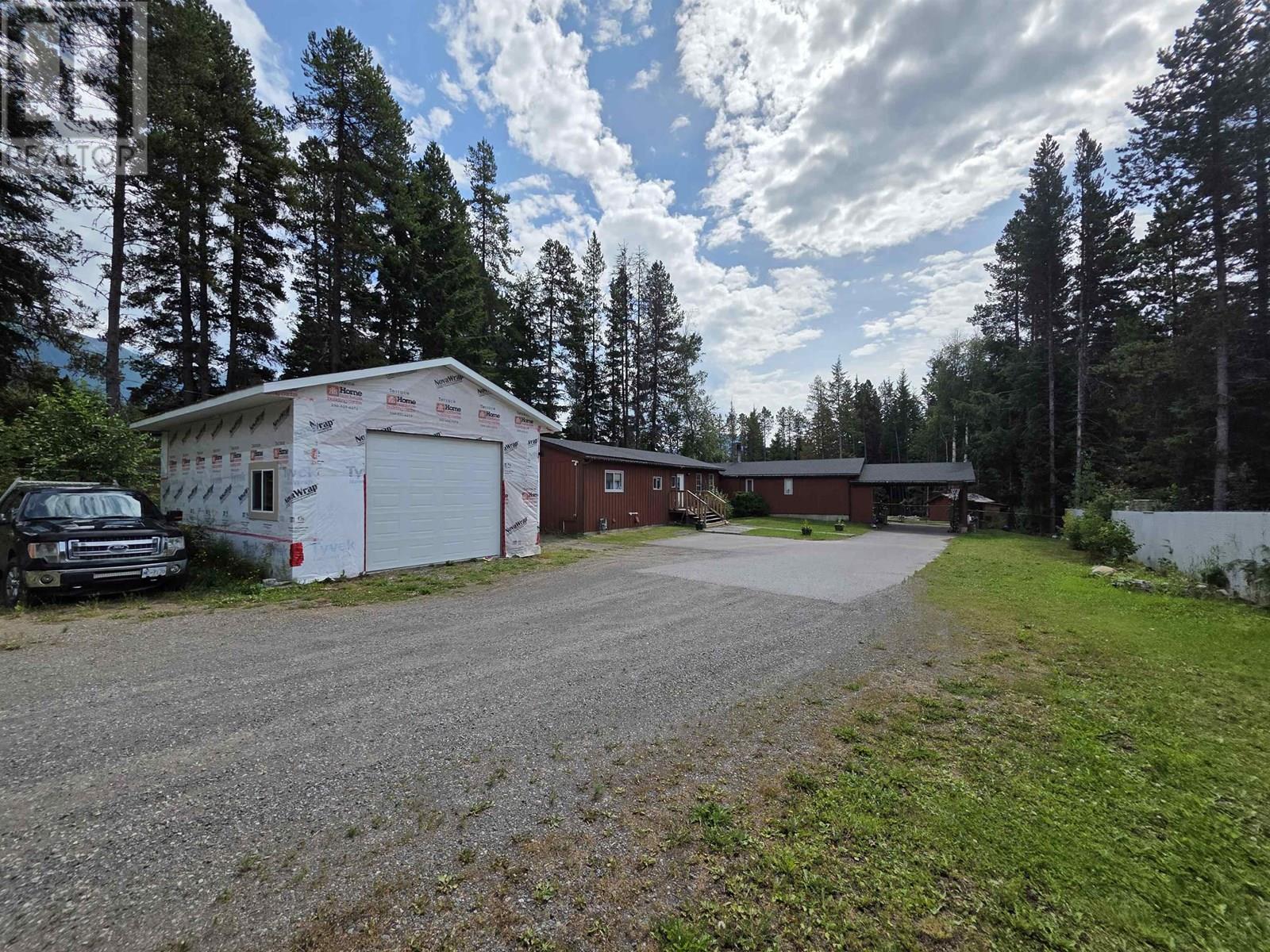 3703 KRUMM AVENUE, Terrace