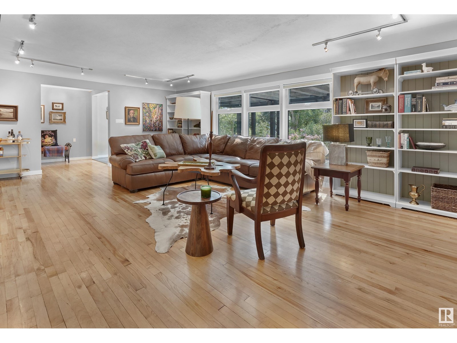 10303 GLENORA CR NW, Edmonton