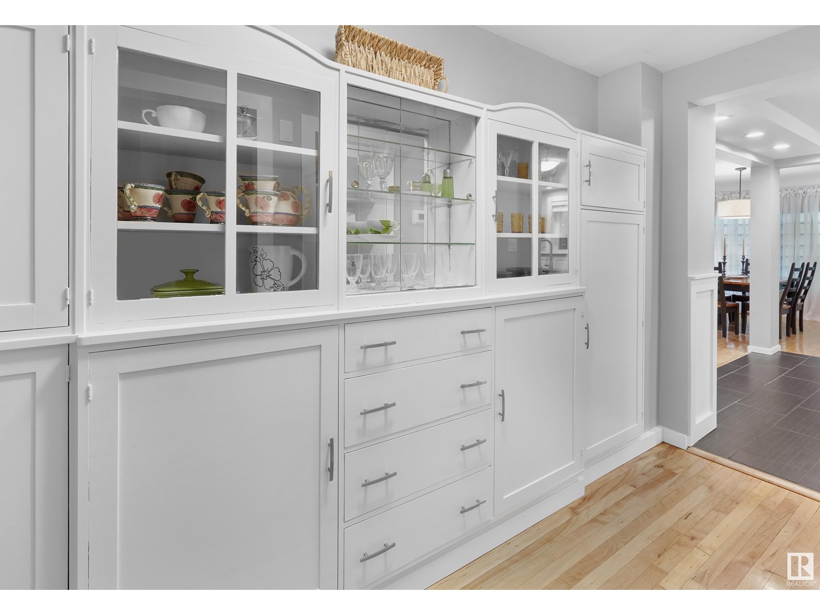 10303 GLENORA CR NW, Edmonton