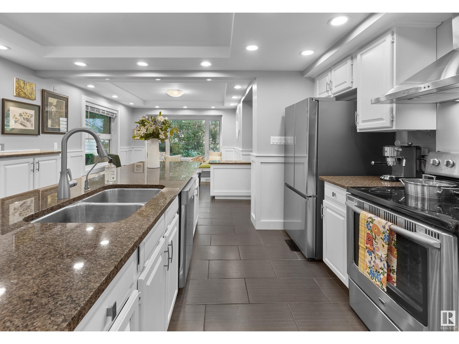 10303 GLENORA CR NW, Edmonton