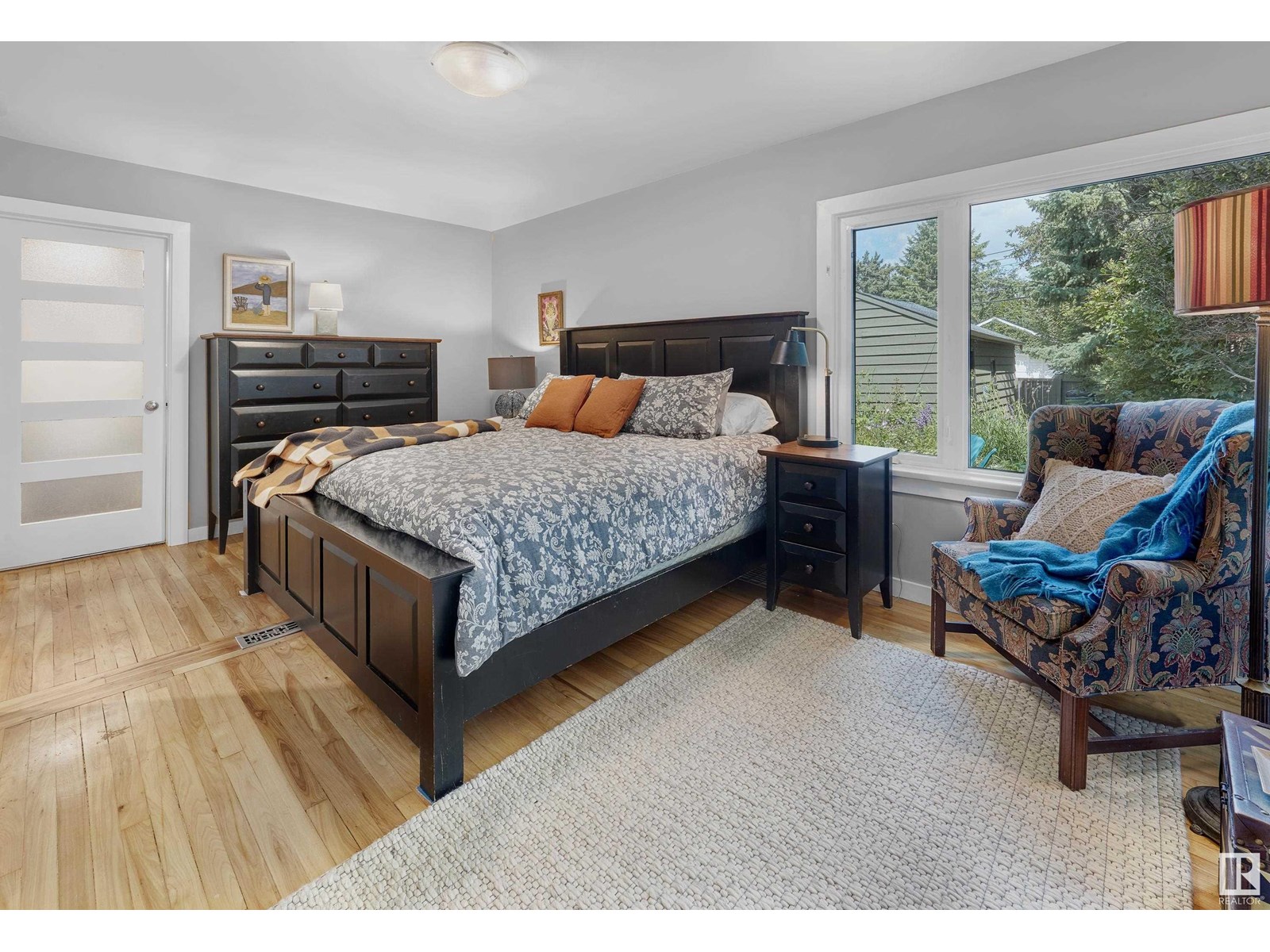 10303 GLENORA CR NW, Edmonton