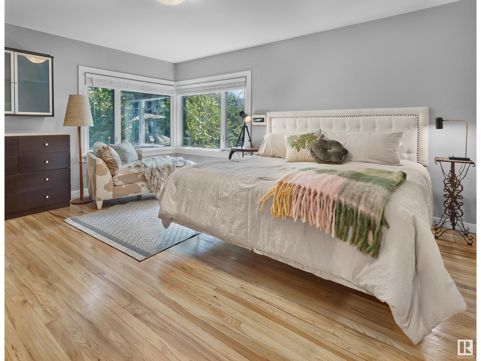 10303 GLENORA CR NW, Edmonton